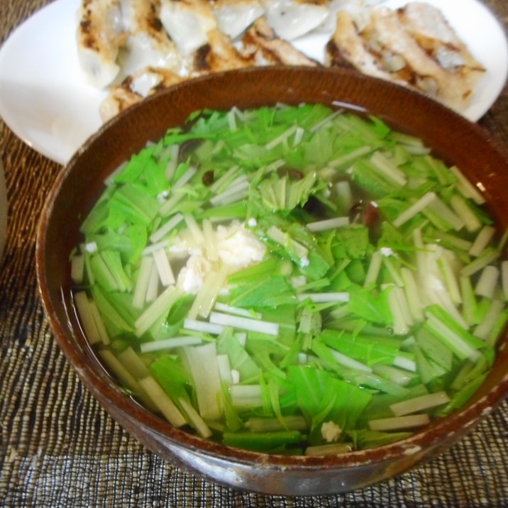 水菜と豆腐とキクラゲの和風スープ